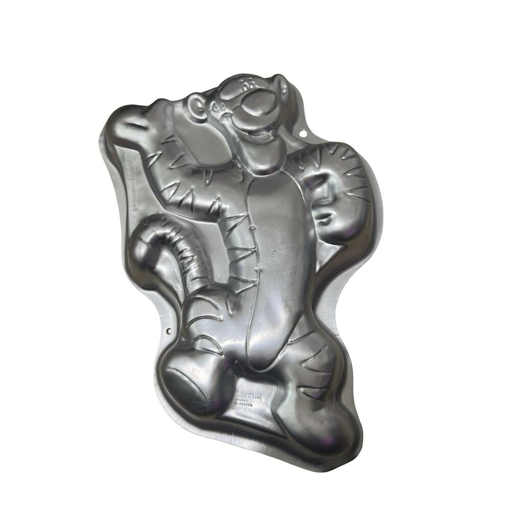 Vintage Wilton Tigger Full Body Cake Pan 2105-3001 Disney